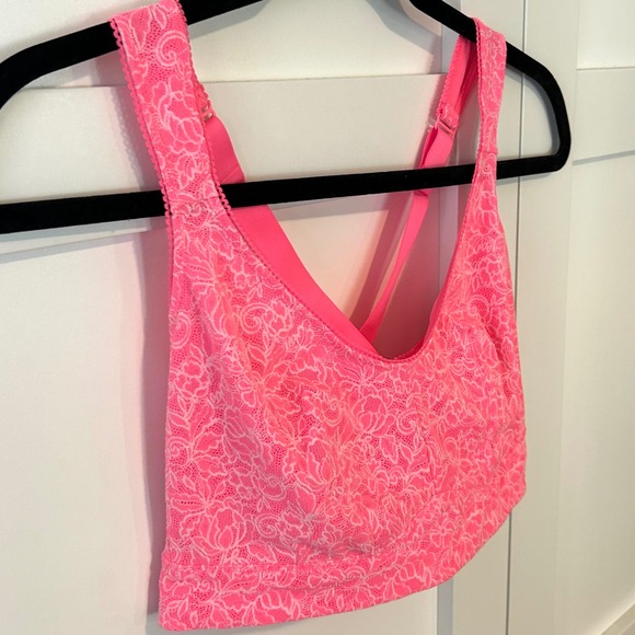 Cacique Women's Pink Lace Lightly Lined Wireless‎ Racerback Bra in Size 18/20 - Picture 3 of 7